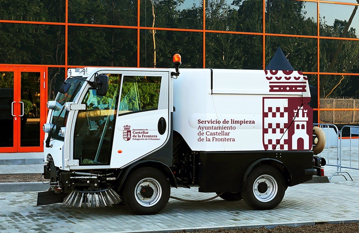 vehiculo-de-limpieza-castellar